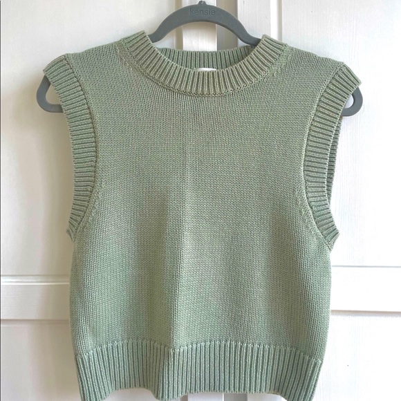 Wilfred Alps vest in green - Picture 1 of 2